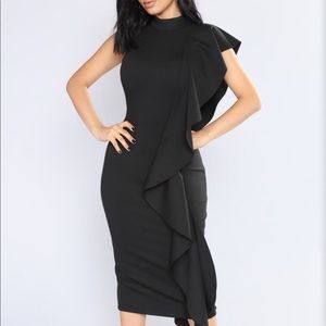 Fashionnova sleeveless dress. Size L